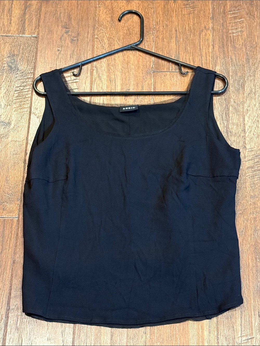 Size 10 Black Sleeveless Scoop Neck Top by Akris
